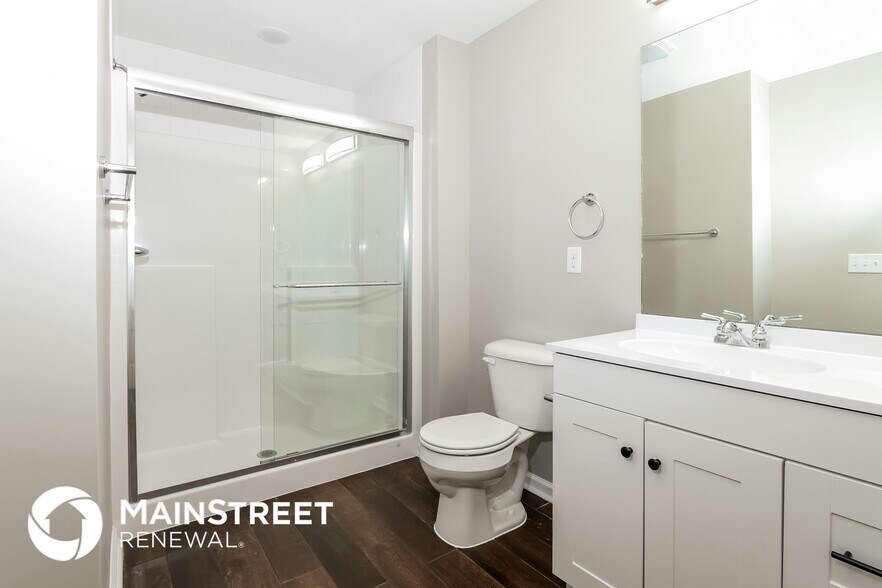 Building Photo - 2055 Hoosier Way