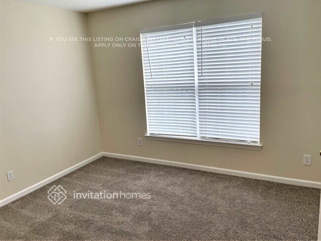 Building Photo - 212 Alnwick Ln