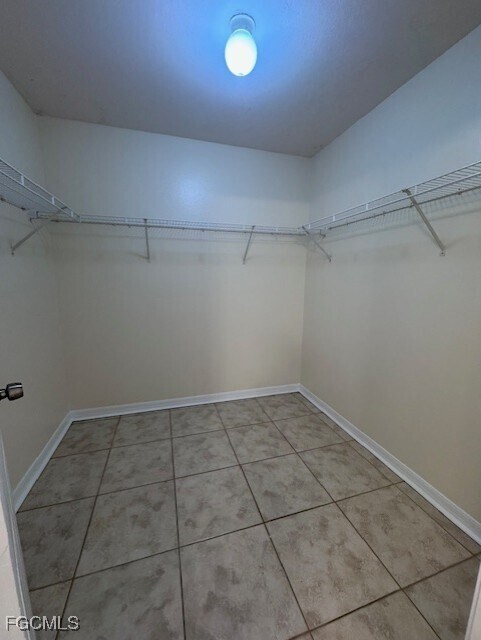 Building Photo - 1118 Copley St E