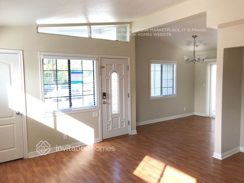 Building Photo - 738 Glen Oaks Rd