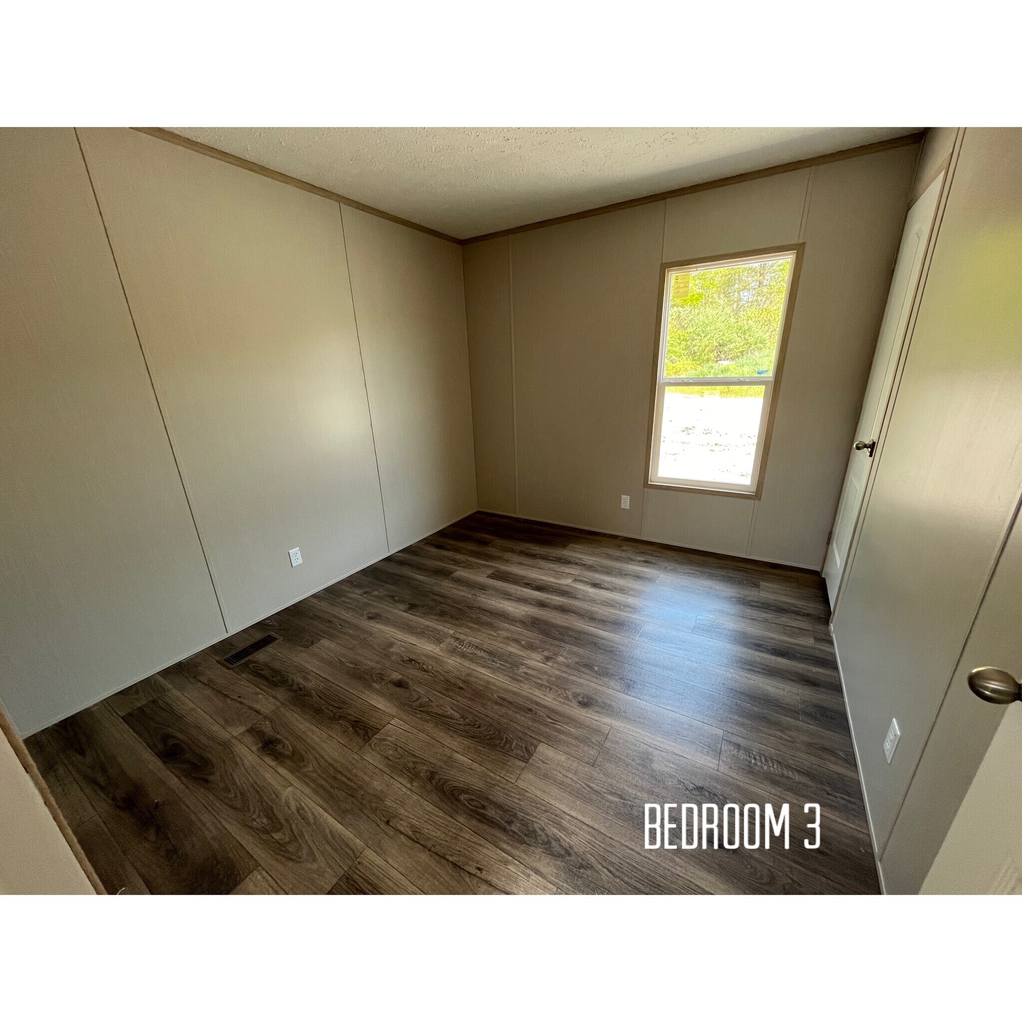 Building Photo - 161 Oral Dr