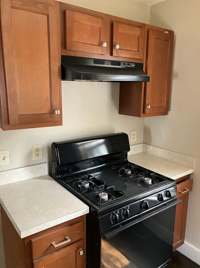 Building Photo - 335 Willumae Dr