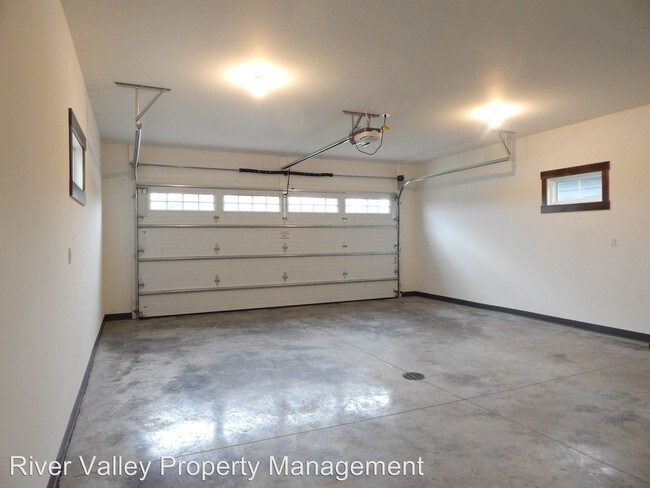 Building Photo - 2 br, 2 bath House - 1612 Flat Road