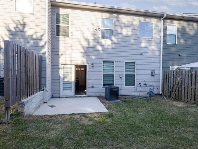 Building Photo - 2794 Shetley Creek Dr