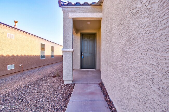 Building Photo - 12340 W Kaler Dr