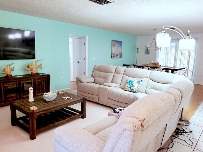 Building Photo - 2203 43rd St W