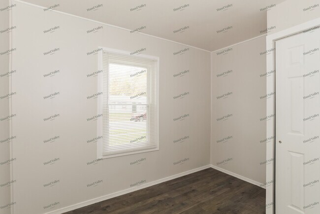 Building Photo - 9650 Marino Dr