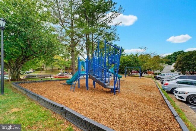 Building Photo - 10305 Bridgetown Pl
