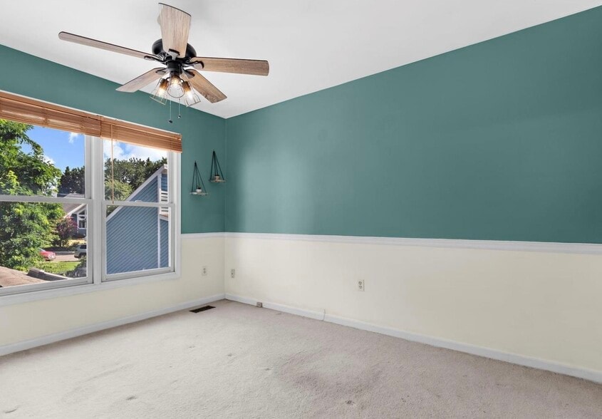 Building Photo - 20 Windwhisper Ln