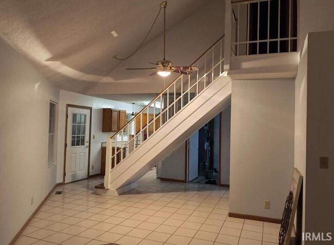 Building Photo - 532 Duroc Ct