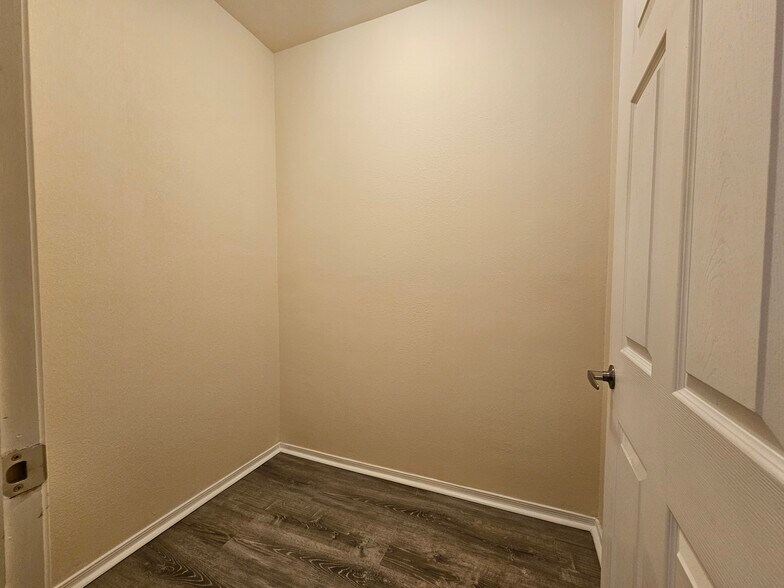 Storage room - 18416 Cave Creek Road
