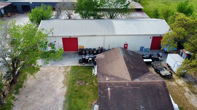 Building Photo - 6951 Windfern Rd