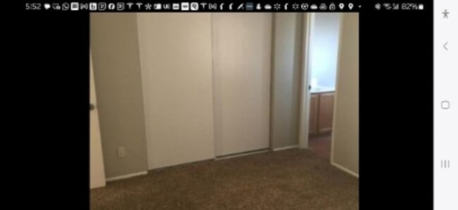 Building Photo - Beautiful 3 bedroom, 2 bath townhouse available