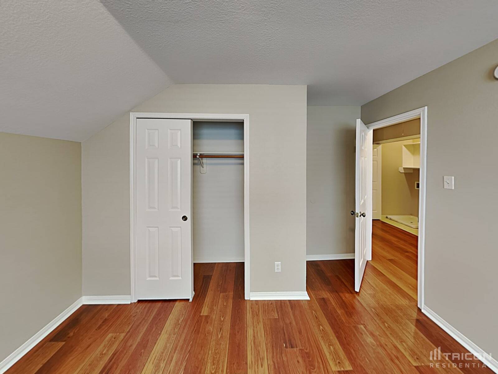 Building Photo - 7719 Trophy Pl Dr