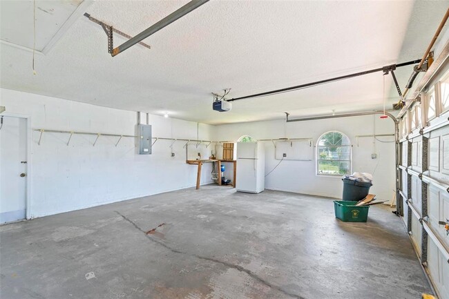 Building Photo - 113 Pritchard Dr