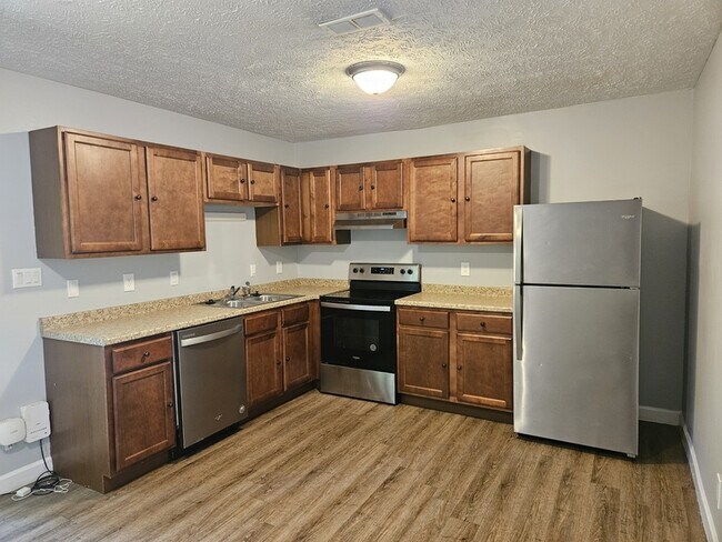 Building Photo - 5842 Aftonshire Dr