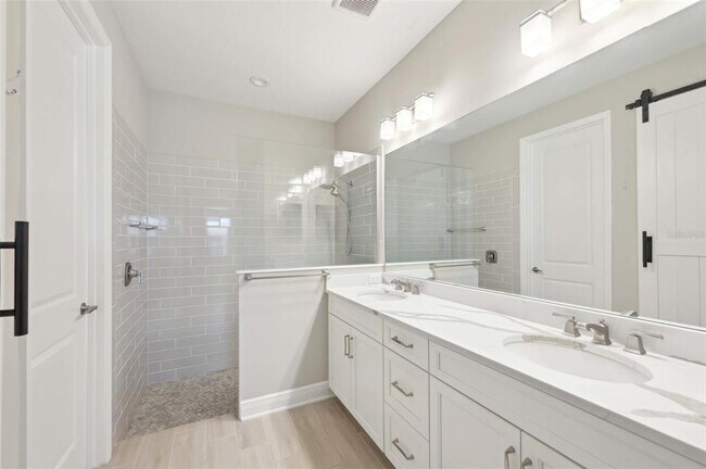 Building Photo - 9970 Cross River Trl
