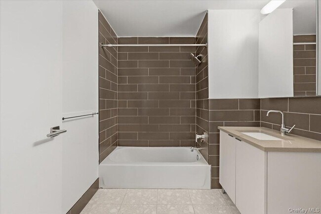 Building Photo - 7 DeKalb Ave