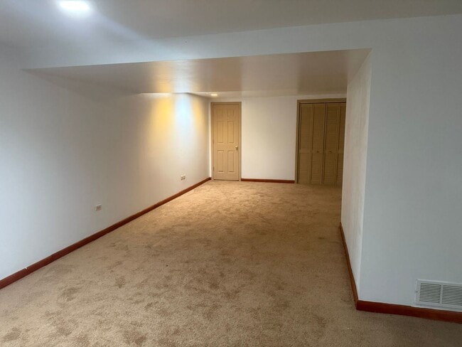 Building Photo - 1538 Crab Tree Dr