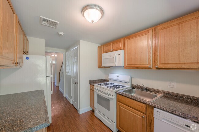 Kent Farm Apartment Homes East Providence Ri Apartment Finder