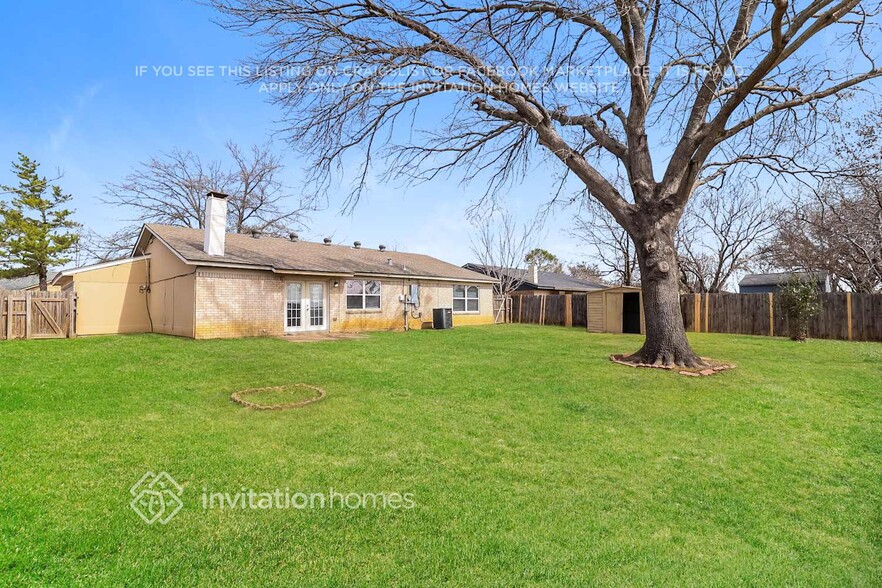 Building Photo - 7704 Cedar Park Ave