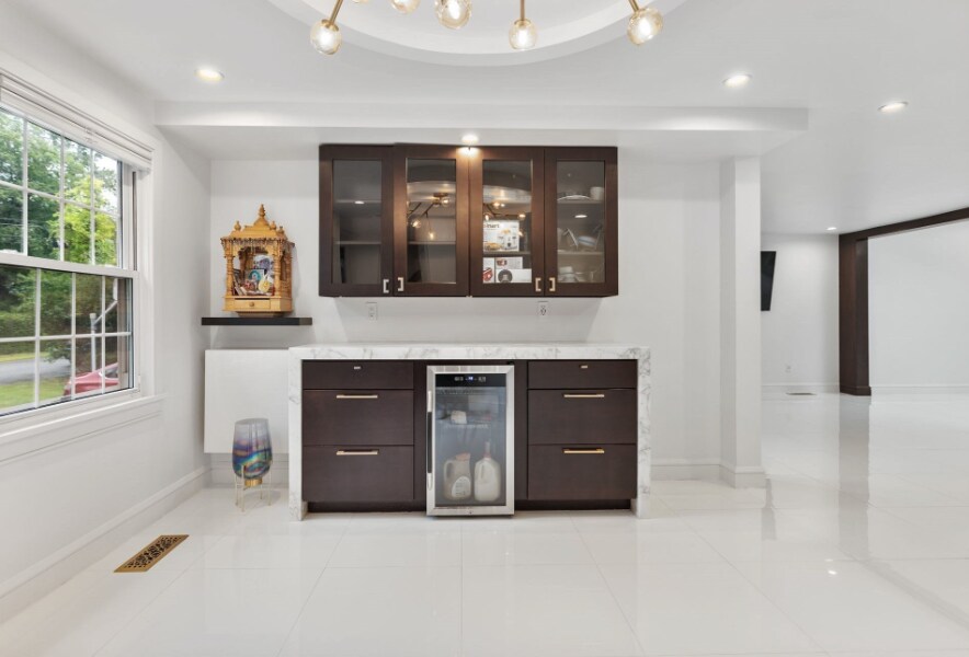 Building Photo - 4 Hadley Rd