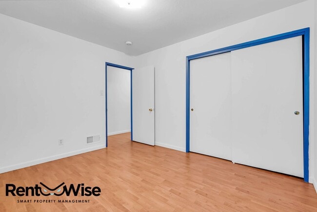 Building Photo - 214 Miramar Ave