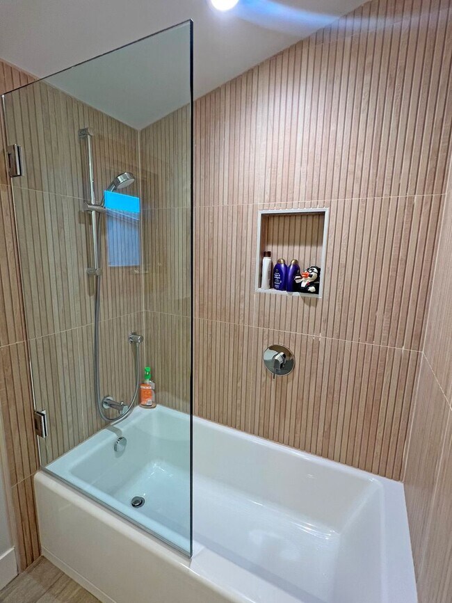 Building Photo - Furnished Mesa Hideaway!