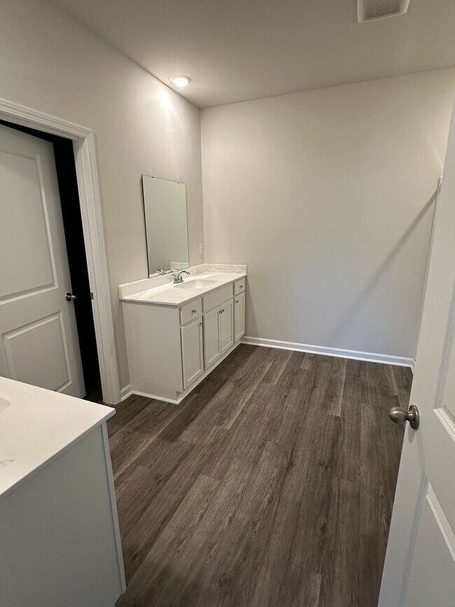 Building Photo - 1239 Rippling Cv Lp SW