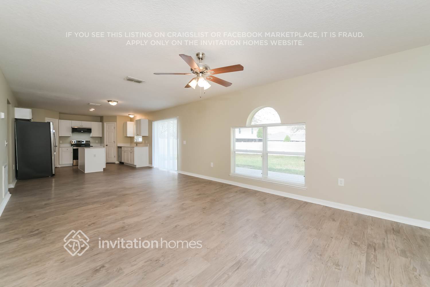 Building Photo - 2370 Sheila Dr