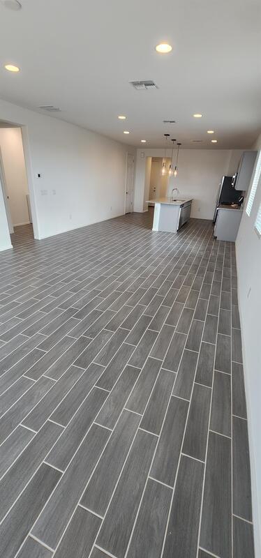 Building Photo - 7822 S Wolf Creek Dr