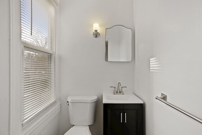 Building Photo - Stunning 3BR/2.5BA Home in Brookland – Available Now!