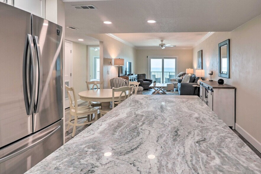 Building Photo - 3747 S Atlantic Ave