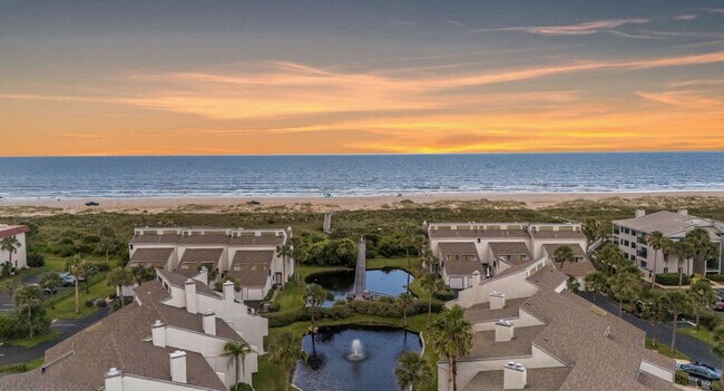 Building Photo - 890-A1A A1A Beach Blvd