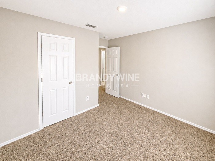 Building Photo - 3109 Alta Mesa Dr