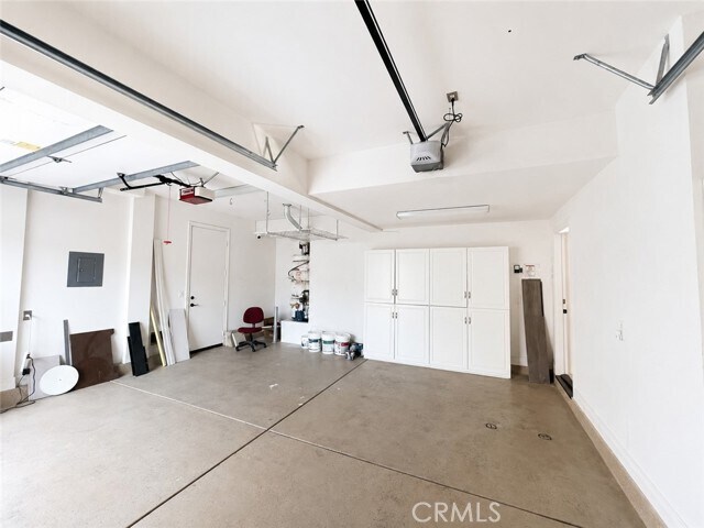 Building Photo - 15 Corte Cabrito