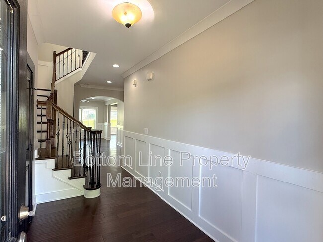 Building Photo - 2507 Alyssa Ln