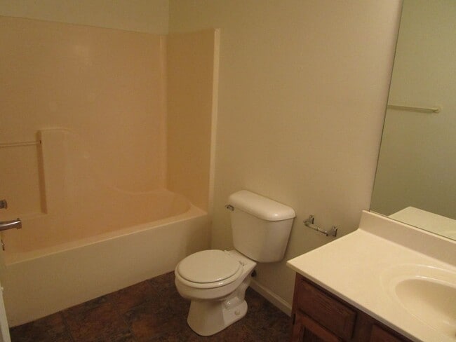 Building Photo - 5013-5015 Carrie Ridge Dr.