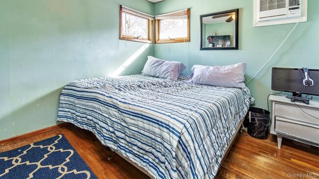 Building Photo - 19 7th St