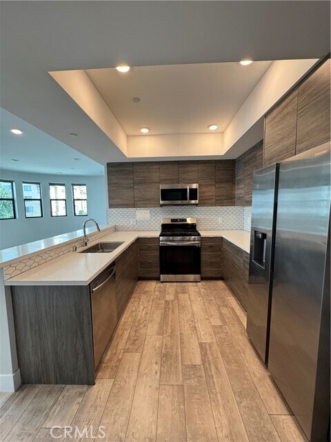 Building Photo - 4383 N Sepulveda Blvd