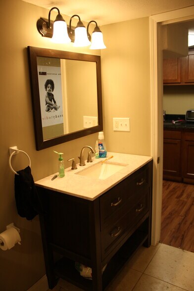 Quality Quartz Vanity - 702 Lancaster Ave