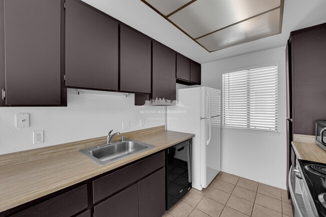 Building Photo - 4380 Gannet Cir