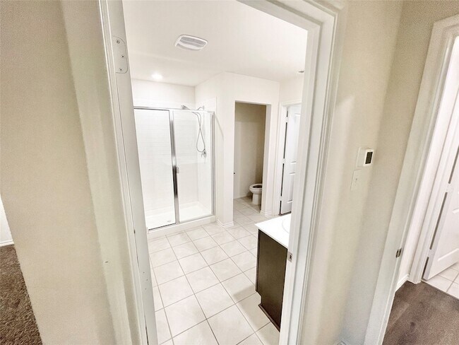 Building Photo - 1125 Silver Maple Ln