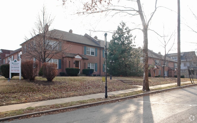 Building Photo - Washington Apartments
