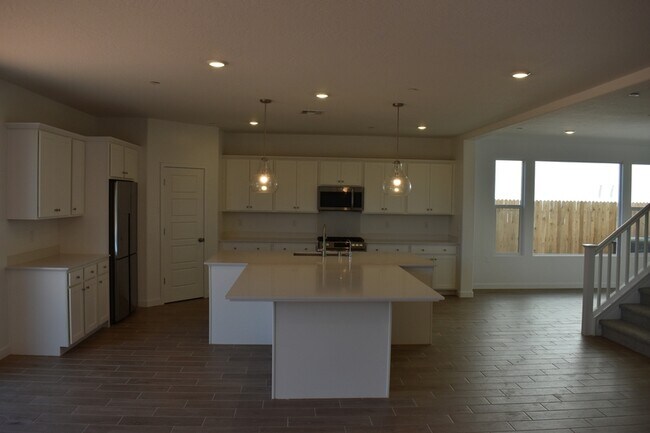 Building Photo - 1184 Atlantica Dr S