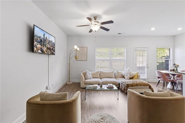 Building Photo - 7035 Fringe Flower Dr