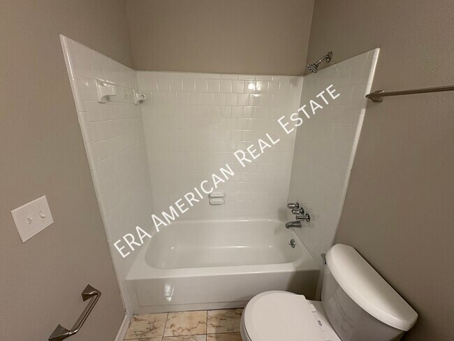 Building Photo - 3354 La Leyenda Ct