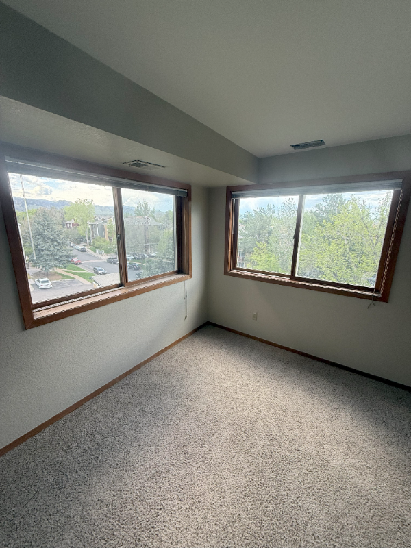 Building Photo - 2857 Springdale Ln