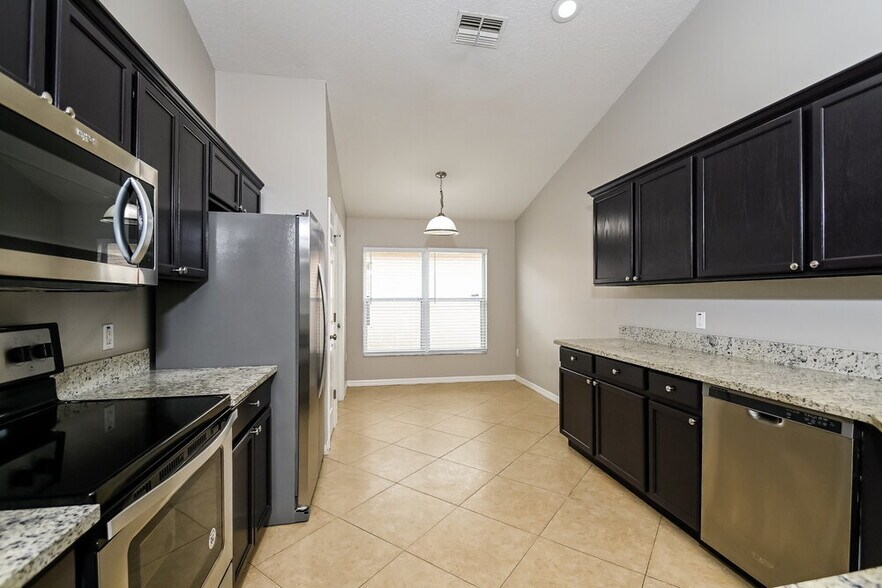 Building Photo - 2603 Whitewood Rd