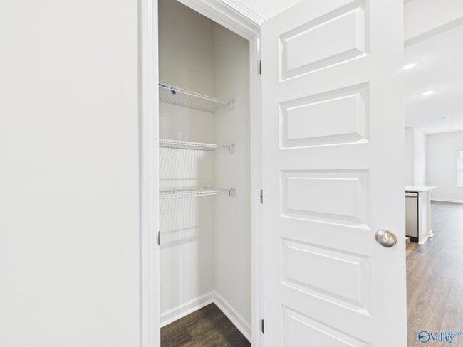 Building Photo - 237 Murphy Ln